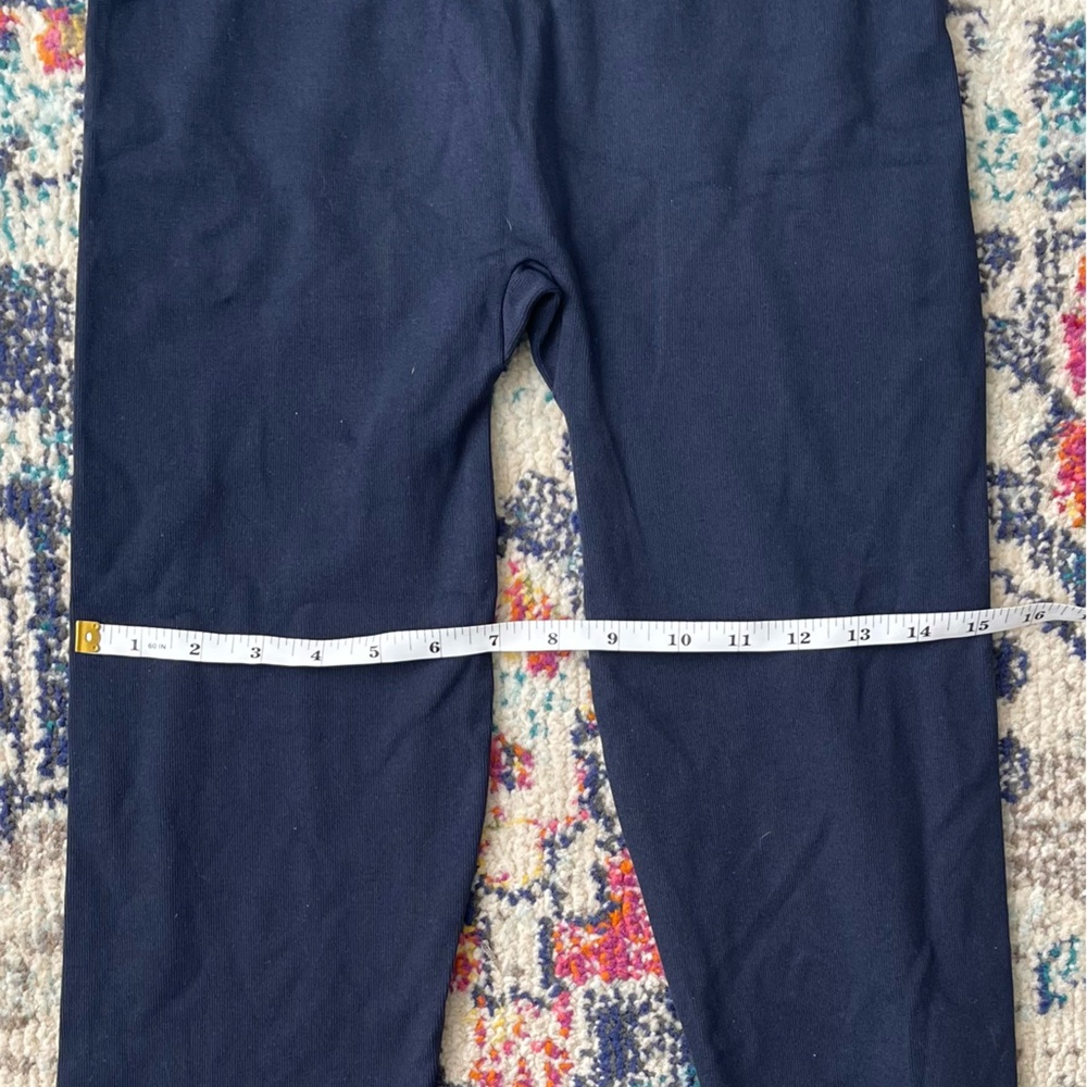 Spanx Leggings Look At Me Now Seamless Side Ankle Zip Midnight Navy Blue Size 1X - Picture 4 of 5